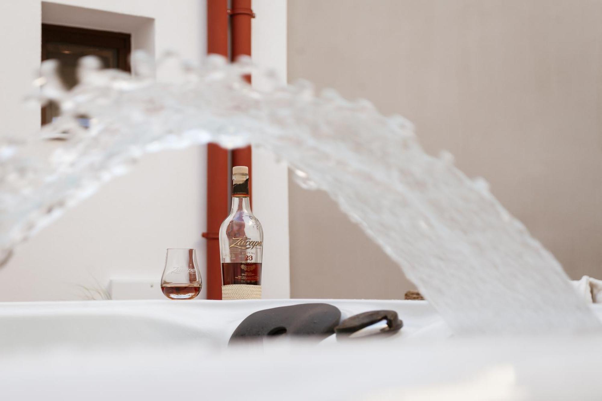 Utopia Luxury Suites - Old Town Родос Экстерьер фото